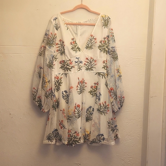 Dresses & Skirts - Embroidered Flowers Dress